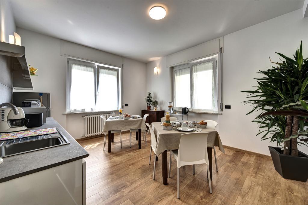 B&B Villa Giuli Varèse Extérieur photo