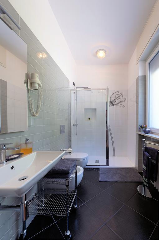 B&B Villa Giuli Varèse Extérieur photo